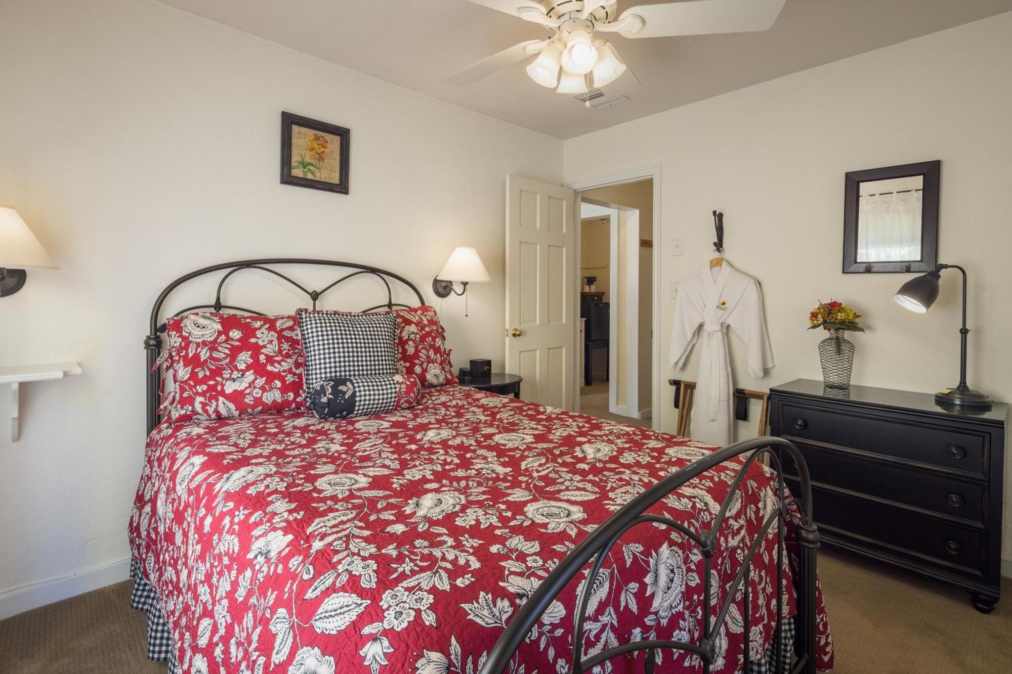 Sunflower Hill Inn Moab Room photo